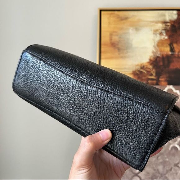 NWT Michael Kors Hamilton traveler crossbody in black - Picture 4 of 7